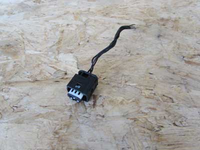 BMW 3 Pin Black / White Connector w/ Pigtail Wiring 1452049-1